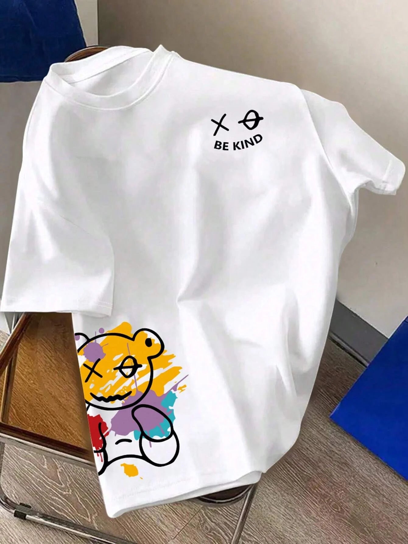 100% cotton graphic t-shirt